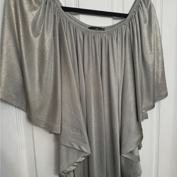 Silver shimmer lame’ top - Picture 4 of 4